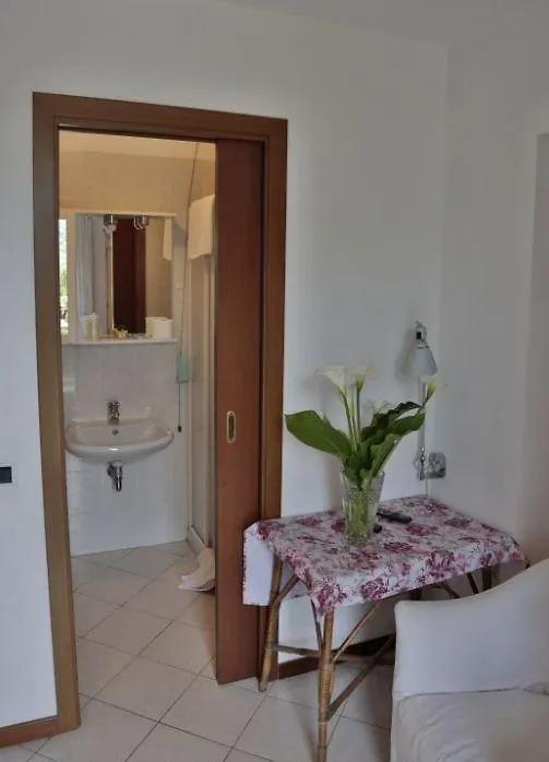 סן פדלה אינטלבי Hotel Ristorante Vittoria