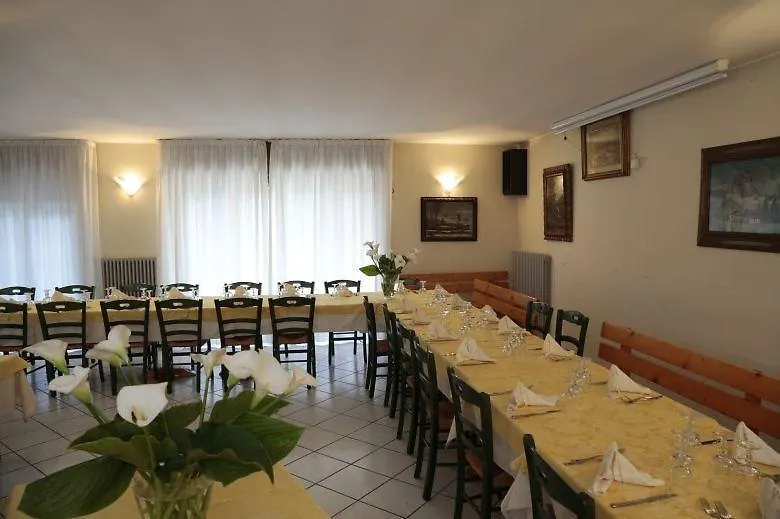 סן פדלה אינטלבי Hotel Ristorante Vittoria